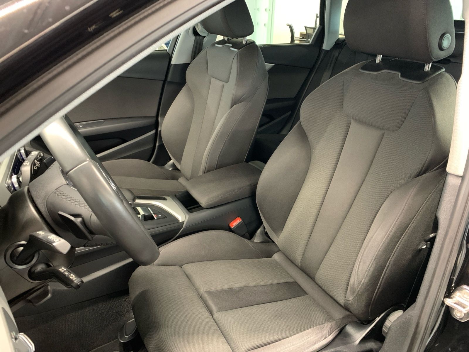 Audi A4 - Bild 8