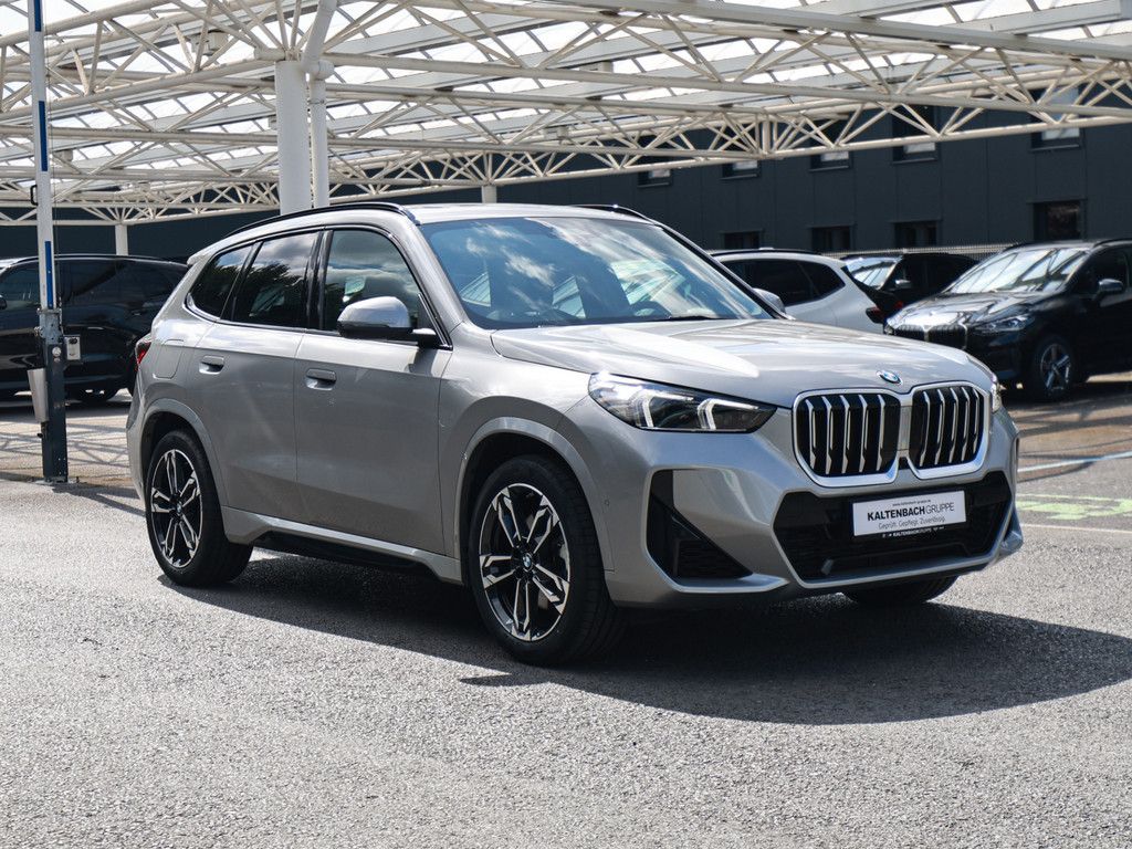 BMW X1 xDrive 23i M-Sport PANO AHK HUD 360° LED ACC foto 4