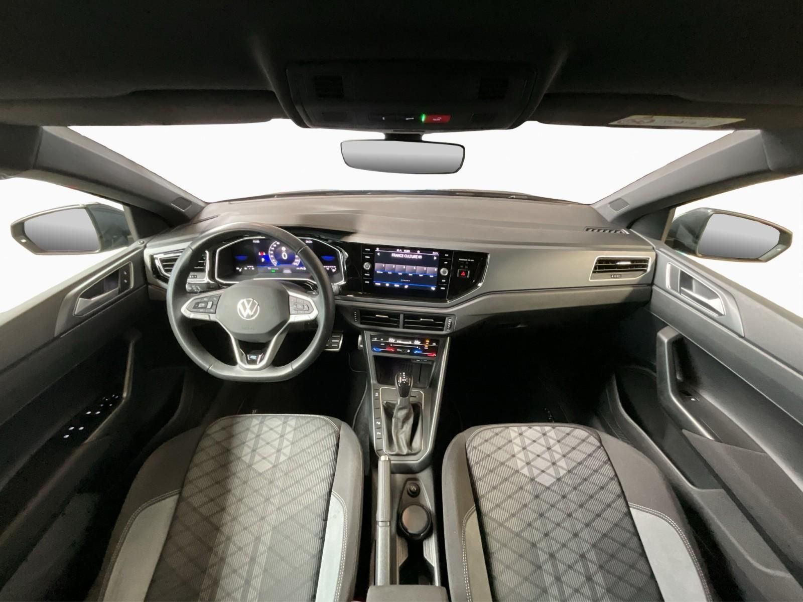 Volkswagen Polo R-Line+DSG+P.Assistance+P.Lumiere+Air-Care- imagem 2