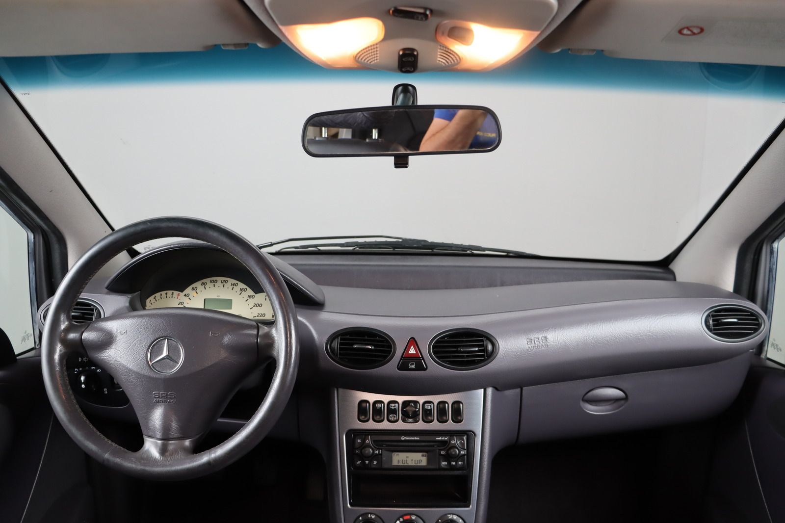 Fahrzeugabbildung Mercedes-Benz A 160 AVANTGARDE * Teill. * HU/AU 04.26