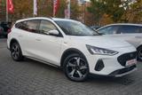 Ford Focus Turnier 1.0 Active LED Navi ACC Kamera DAB - Ford Focus Gebrauchtwagen in Chemnitz
