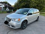 Chrysler Town & Country Benziner 7Sitzer B... - Chrysler Gebrauchtwagen von 2012