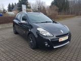 Renault Clio Grandtour 1.2 TcE Night & Day PANORAMADACH - Renault Clio mit Benzin-Antrieb: Kombi, 1.2