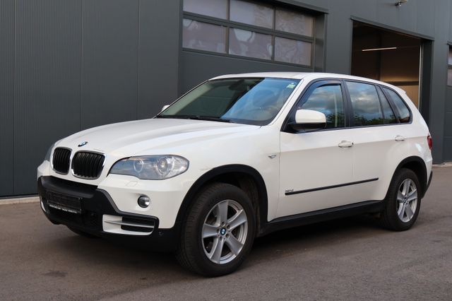 BMW X5 3.0d Sport Autom. Bi-Xenon AHK Leder Navi Sit