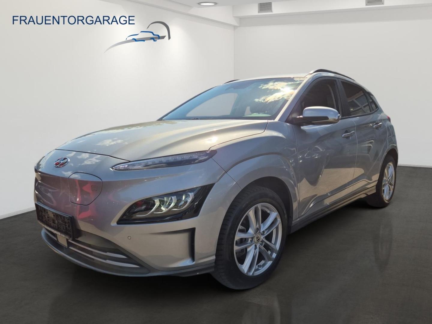 Hyundai KONA Advantage Navi Apple CarPlay Android Auto K