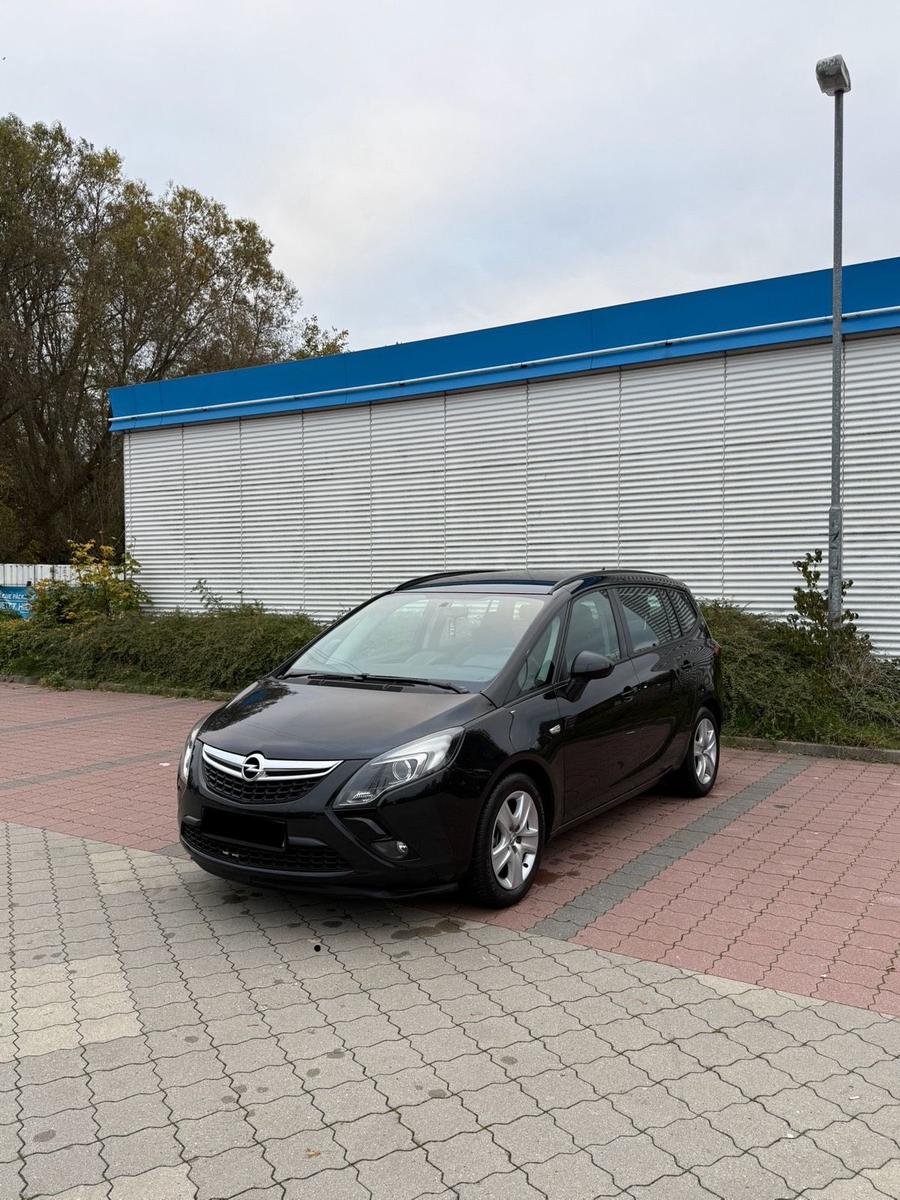 Opel Zafira Tourer