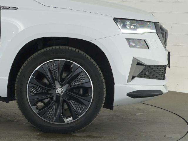 Karoq SPORTLINE TDI DSG 4x4+AHK+NAVI+PANORAMADAC