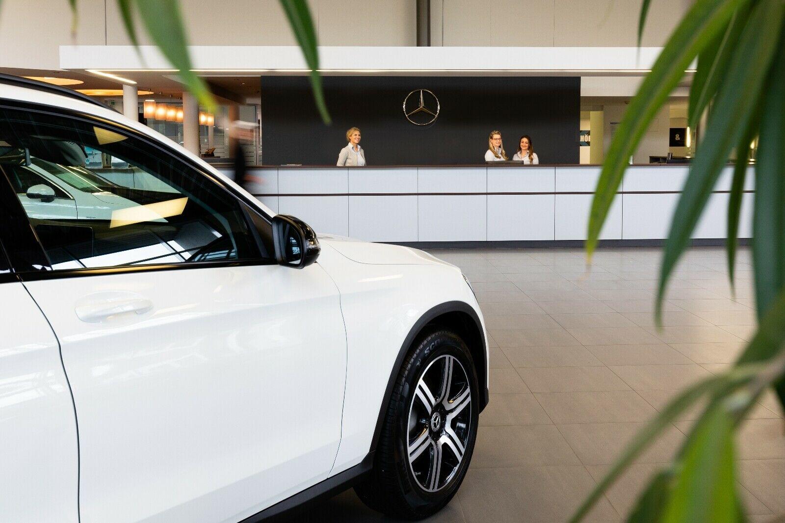 showroom-image-main