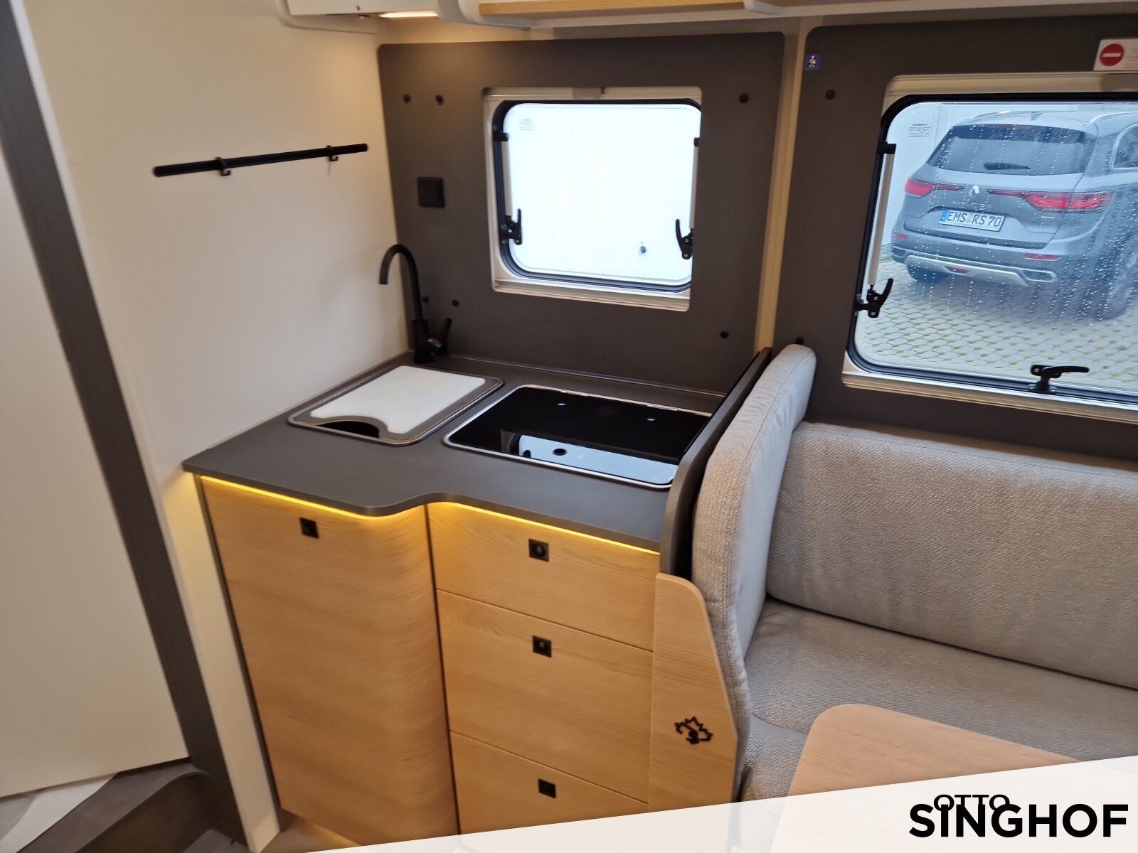 Fahrzeugabbildung Ahorn Ahorn Camp TE 740 First Edition GSR II Konform