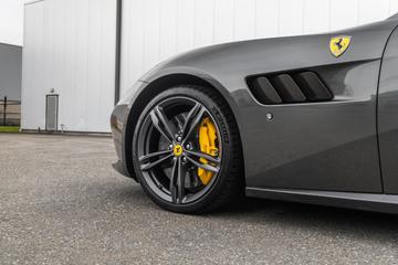 2018 Ferrari GTC4LUSSO — миниатюра 36