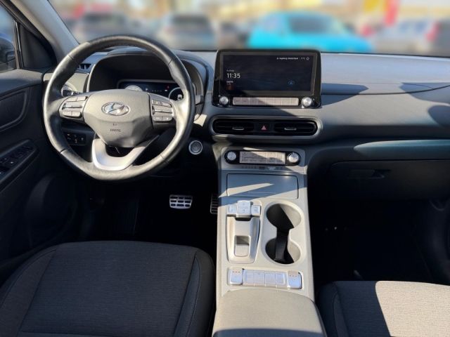 Fahrzeugabbildung Hyundai KONA Trend Elektro 2WD +KLIMA+NAVI+RFK+PDC+SHZ+U