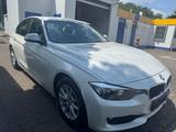 BMW 318 Baureihe 3 Lim. 318 d xDrive Navi+Bluetooth - BMW 318 mit Diesel-Antrieb: Partikelfilter, Limousine, Klimaanlage