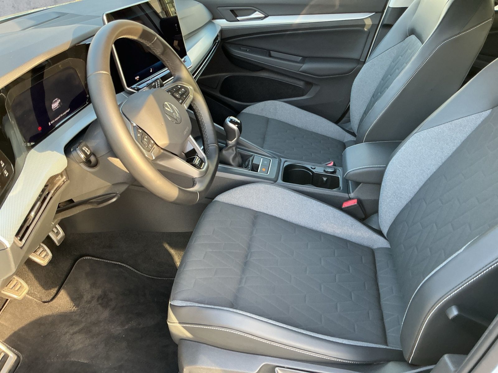 Volkswagen Golf - Bild 12