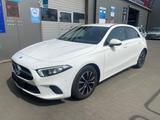 Mercedes-Benz A 180 d / NAVI / PDC / Anhängerkupplung