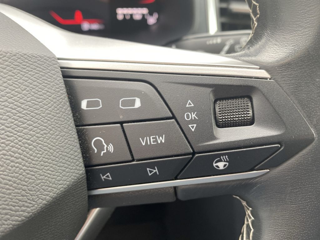Fahrzeugabbildung SEAT Ateca 1.5 TSI ACT OPF Style *Navi*Sitzh.*Allwett