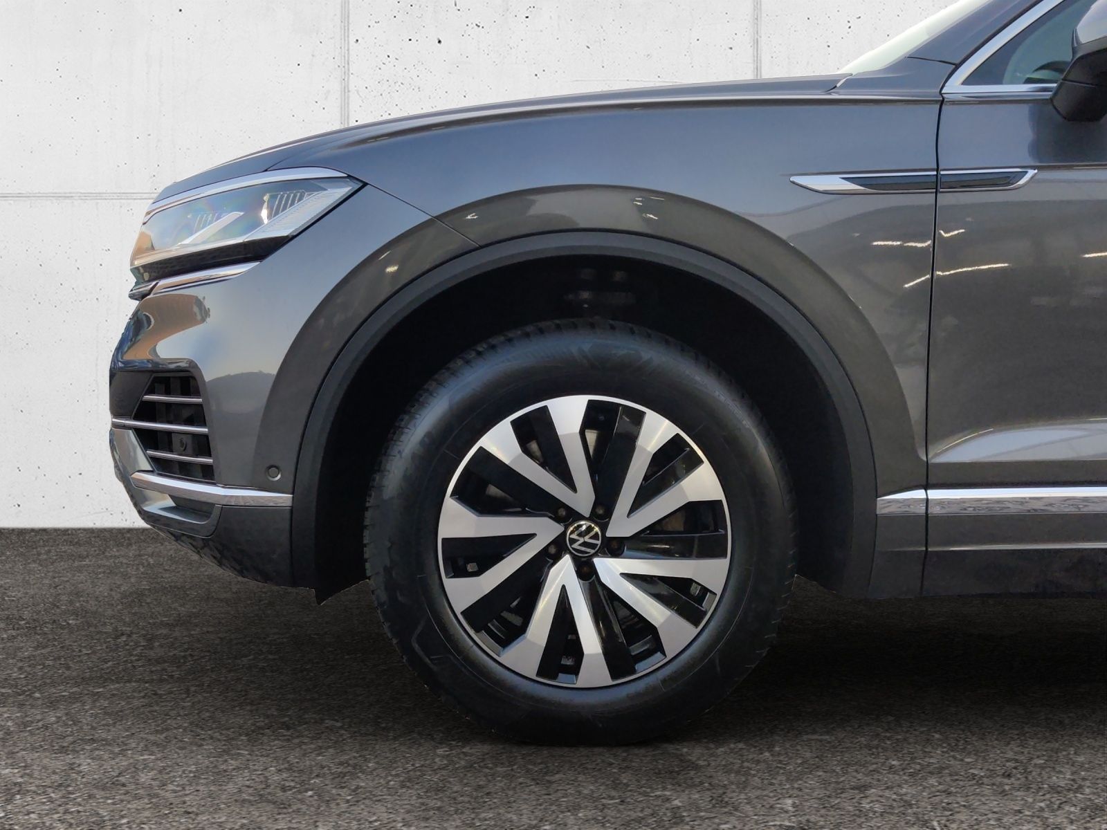 Volkswagen Touareg 3.0 V6 TSI Elegance 4Motion LED ACC Trav foto 10