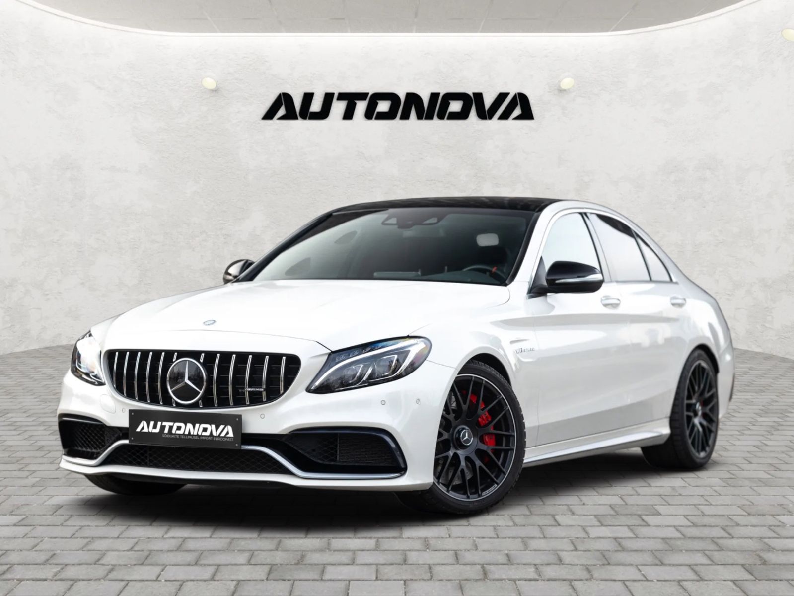 MERCEDES-BENZ C 63s AMG CARBON