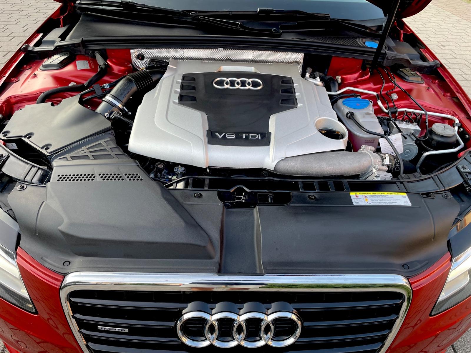 Audi A4 3.0 TDI quattro Ambition | 239 ch | BVA | Siège conducteur électrique | Sièges chauffants | Bi-xénon | Attelage amovible | 1re main