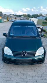 Mercedes-Benz Vaneo Automatik W414 - Mercedes-Benz Vaneo mit Benzin-Antrieb