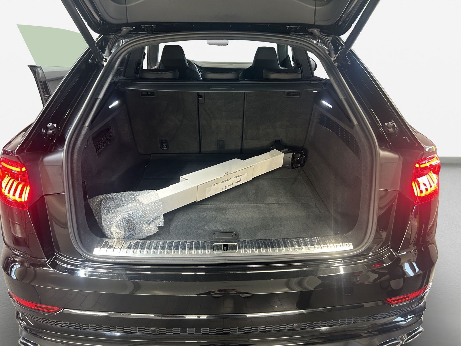 Audi SQ8 - Bild 11