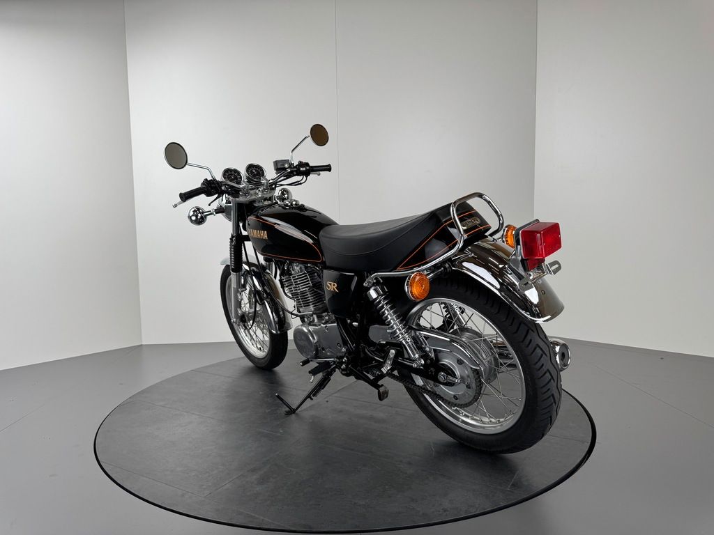 Fahrzeugabbildung Yamaha SR 400 *TOP-ZUSTAND *SERVICE NEU