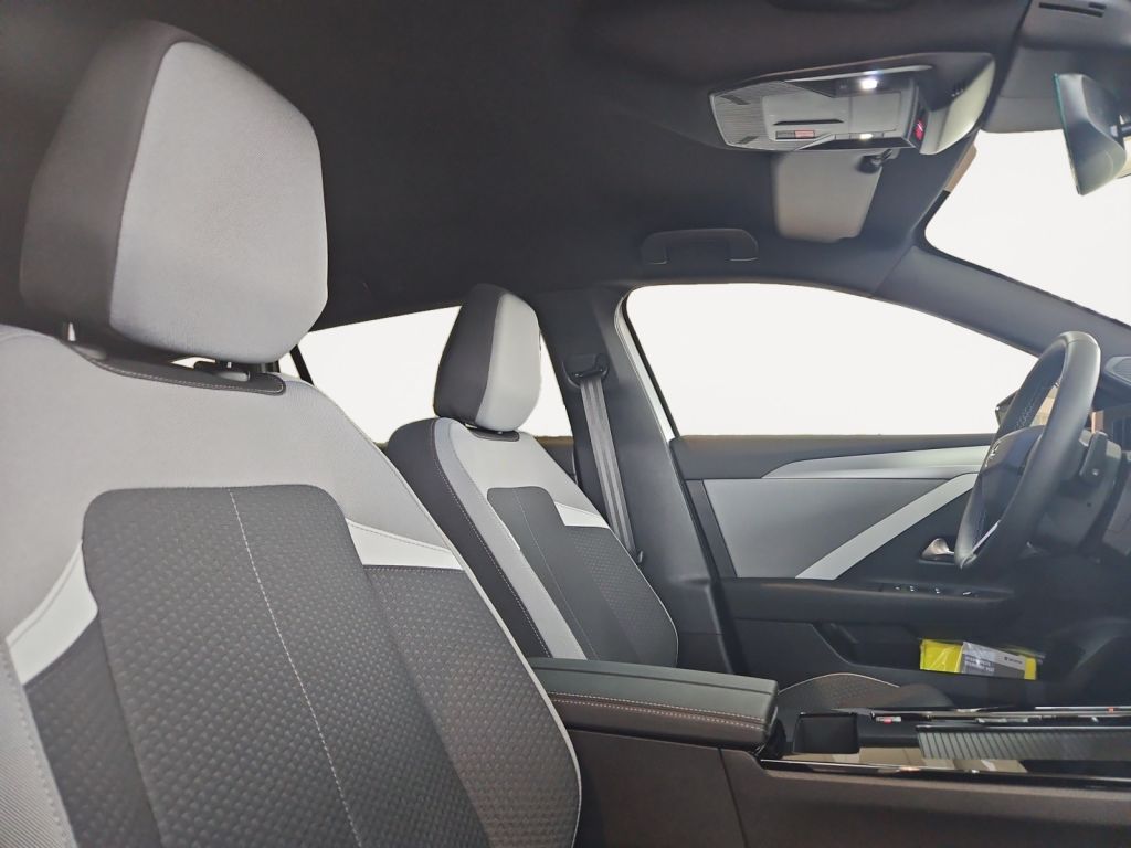 Fahrzeugabbildung Opel Astra ST 1.5 D AT Edition (L)