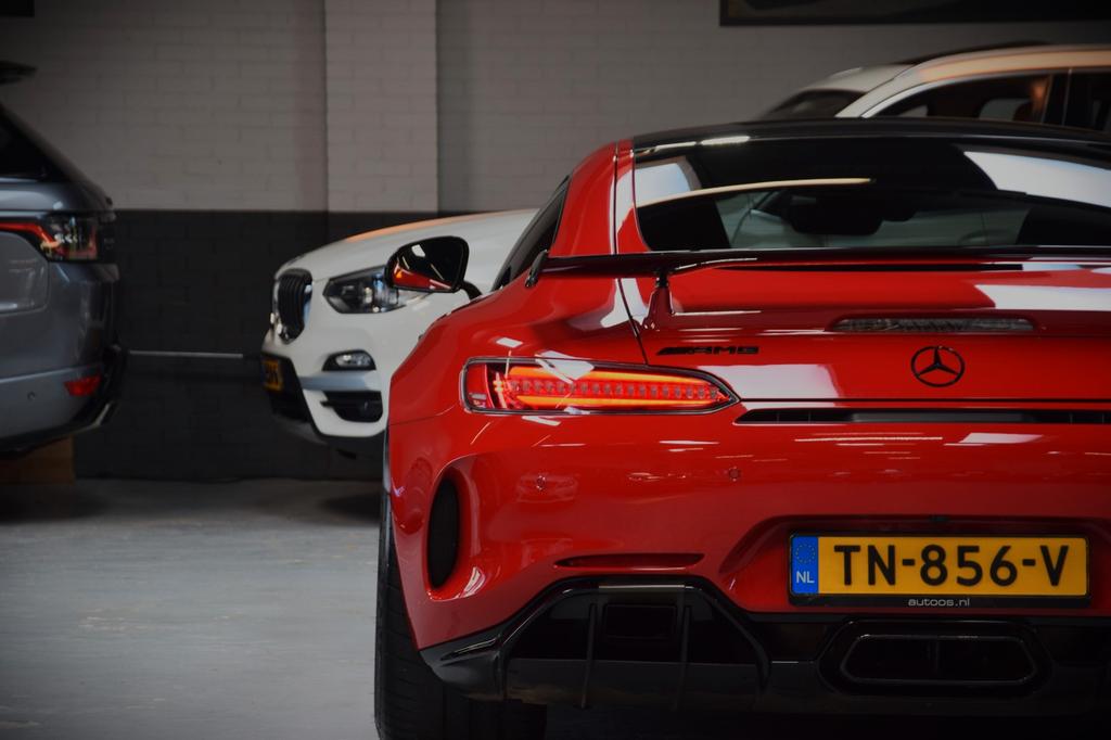 Mercedes-Benz AMG GT R