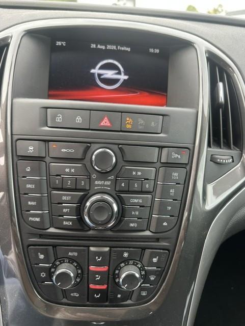 Opel Astra 2014 — photo 8