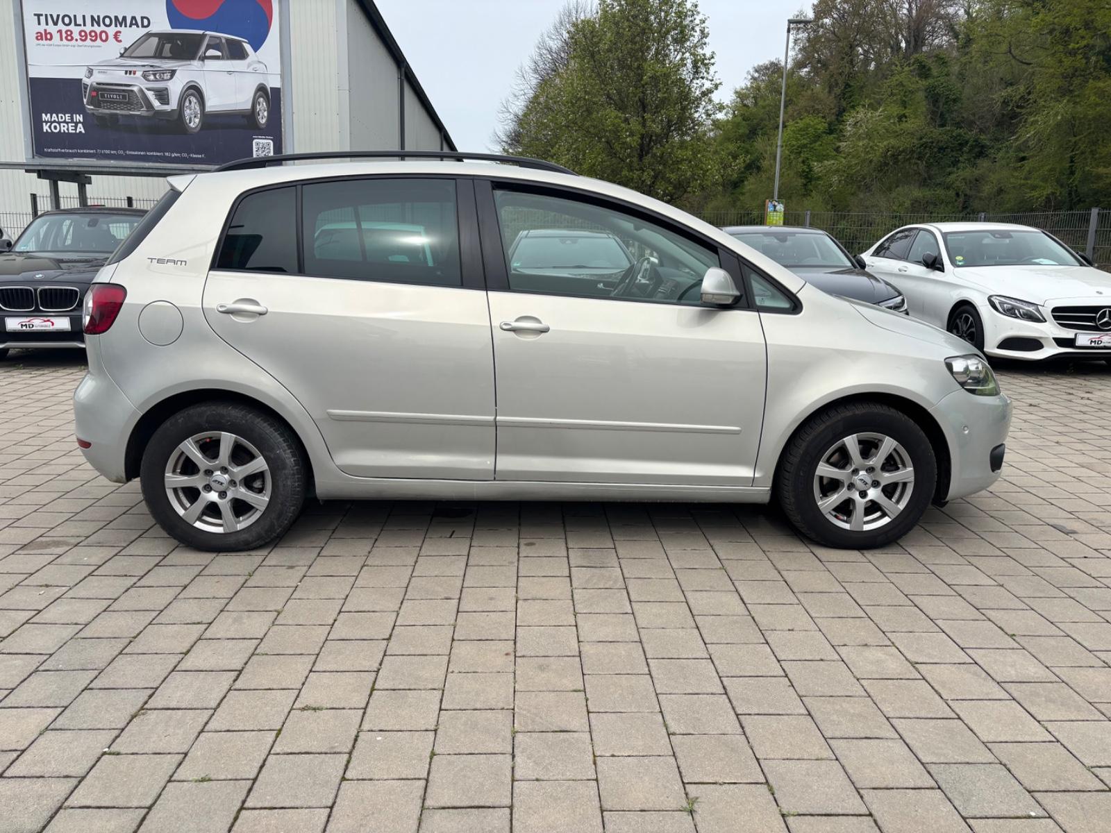 Volkswagen Golf Plus 2010 — engine 1.197 cm³, 105 HP (77kW)