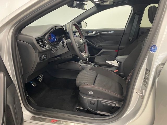 Fahrzeugabbildung Ford Focus ST-Line X LED totWinkAss Schiebedach Kamer