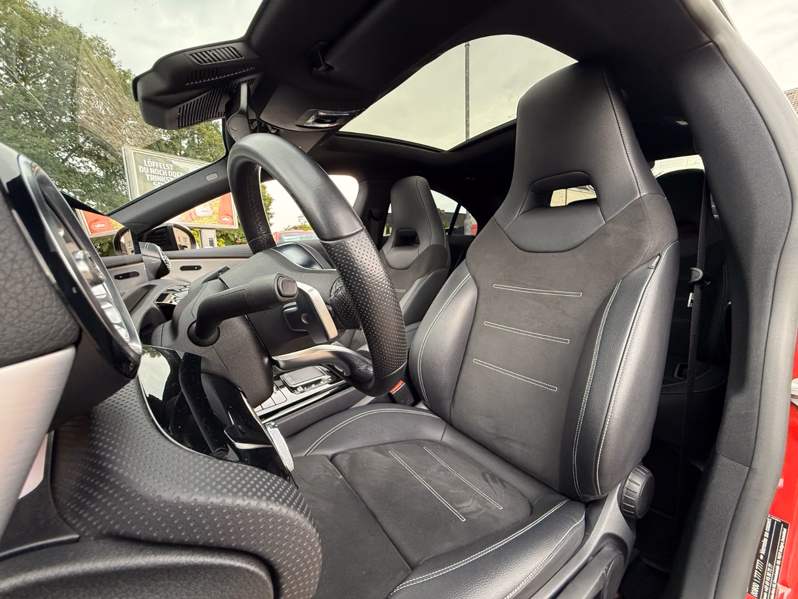 Mercedes-Benz CLA200 AMG+NIGHT PAKET*PANORAMA*KAMERA*AUTOMATIK