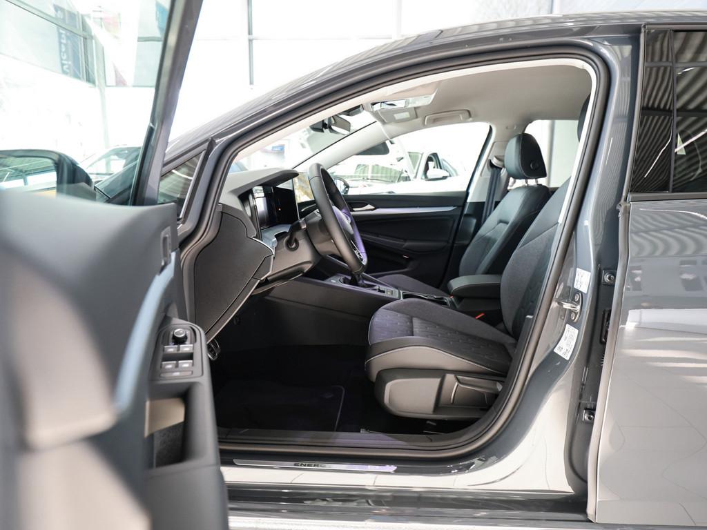 Volkswagen Golf VIII Life Energy 1.5 TSI ACC LED NAVI SHZ, миниатюра 11