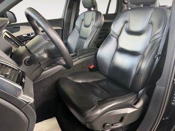 Volvo XC90 - 11