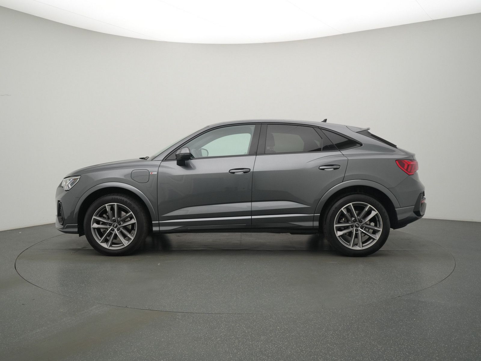 Audi Q3 Sportback 45 e S line S-TRON PANO MATRIX ACC foto 18