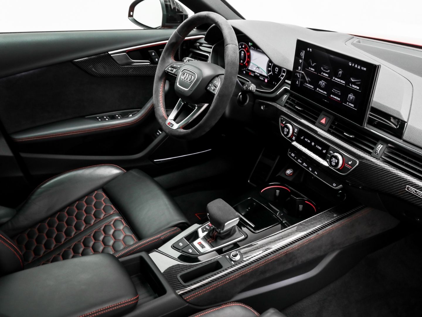 Audi RS4 Avant 2.9 TFSI quattro Pano AHK Leder Wabe foto 17