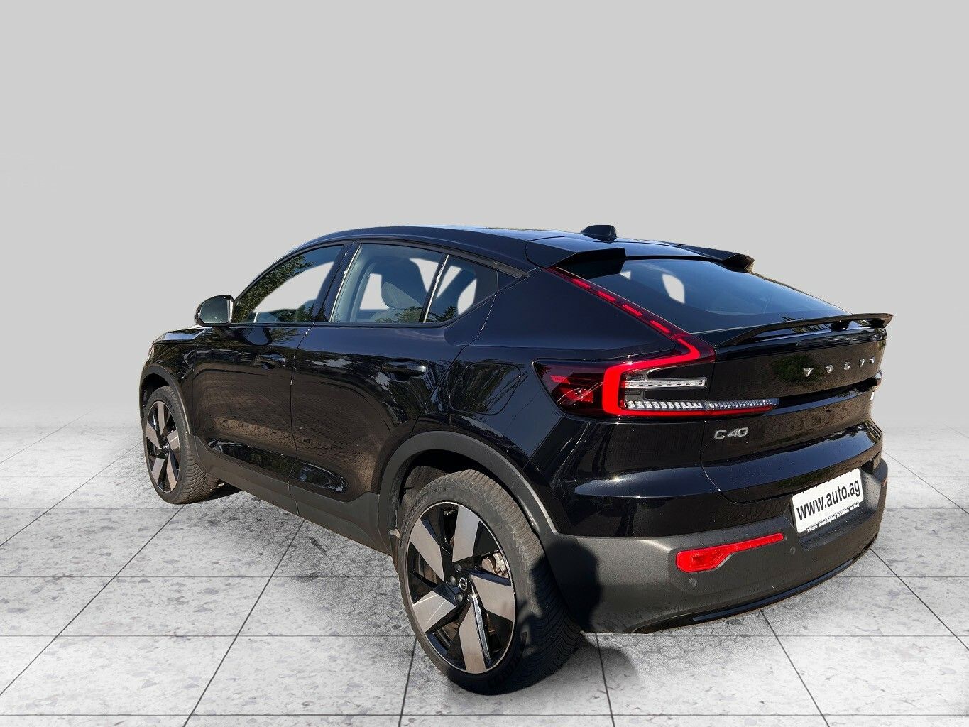 Volvo C40 Ultimate Recharge Pure Electric AWD imagem 3