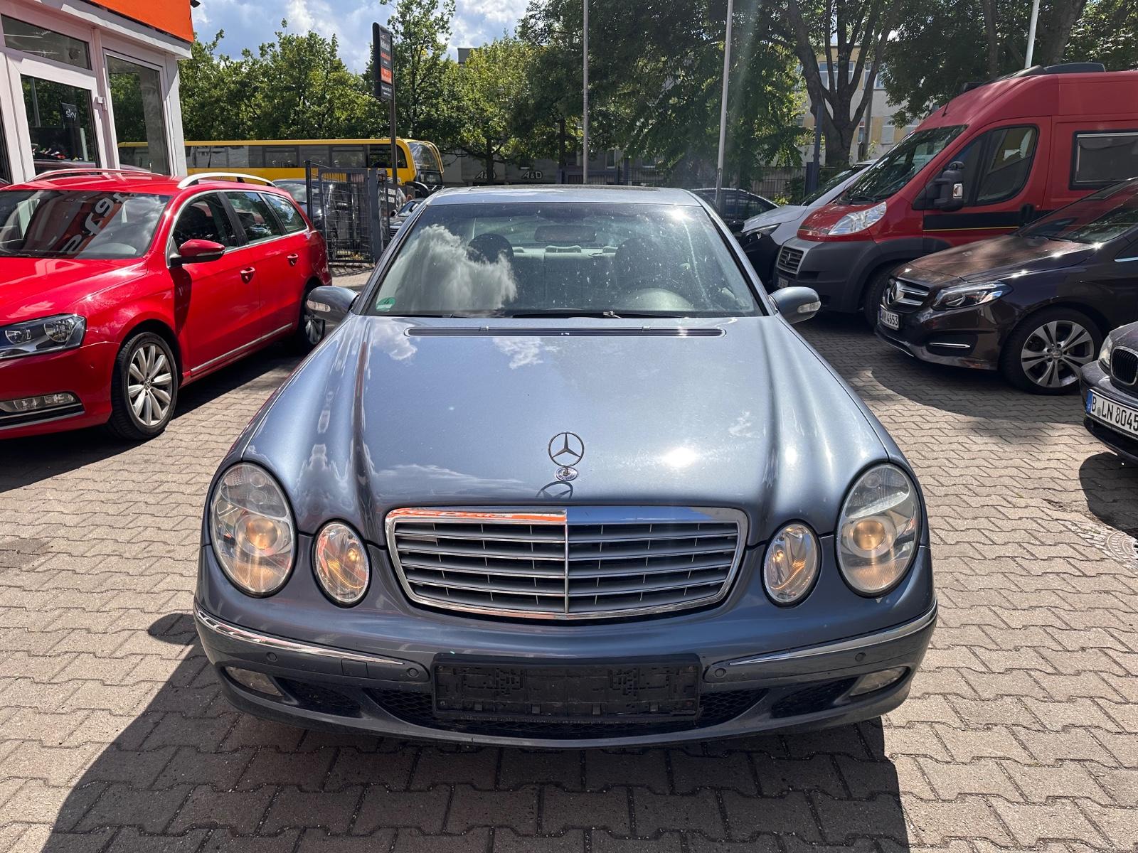 Mercedes-Benz E 220 CDI Limousine*PDC*Sitzheizung*Schiebedach*