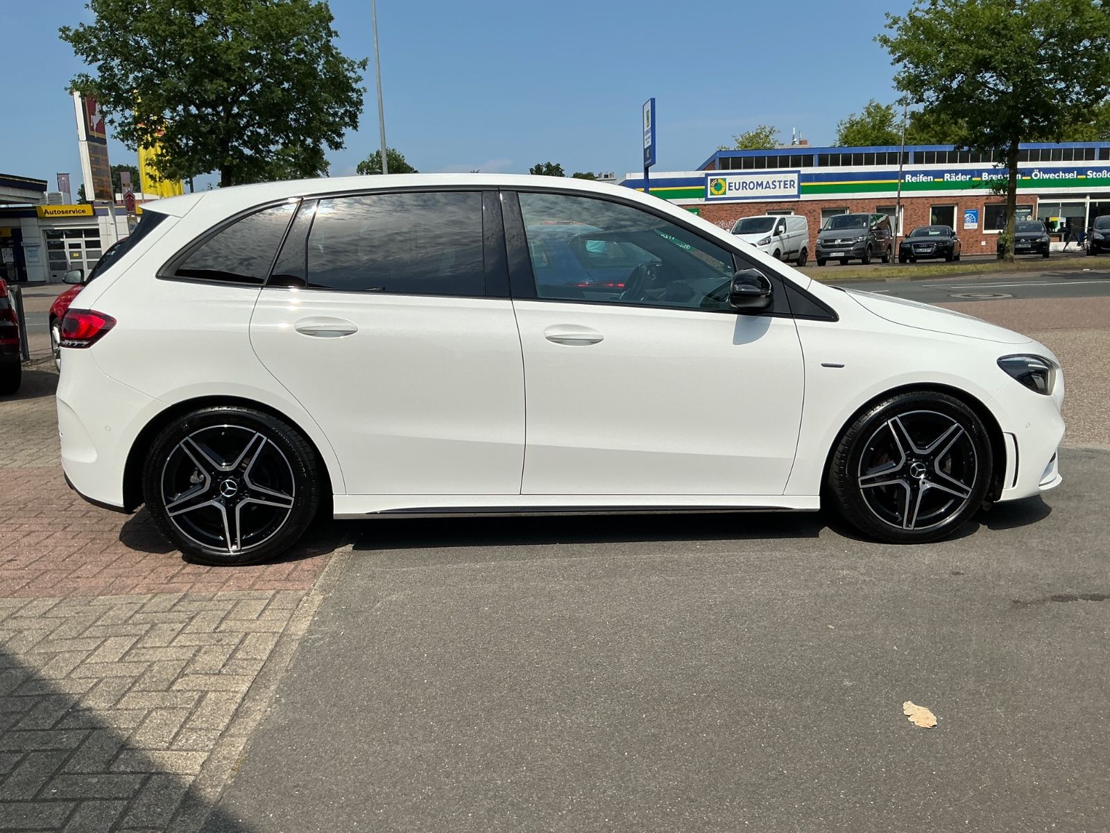 Mercedes-Benz B180 Edition AMG LED Kamera Night Paket foto 4
