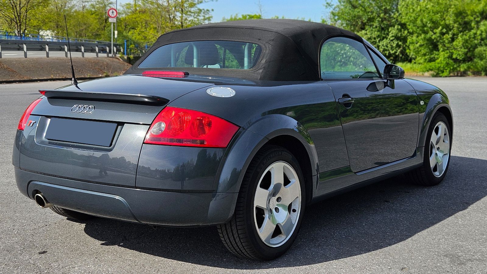 AUDI TT Coupe/Roadster 1.8 T Roadster BOSE Edition