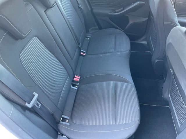 Fahrzeugabbildung Ford Focus 1.0 EcoBoost Mild-Hybrid Titanium , Navi,