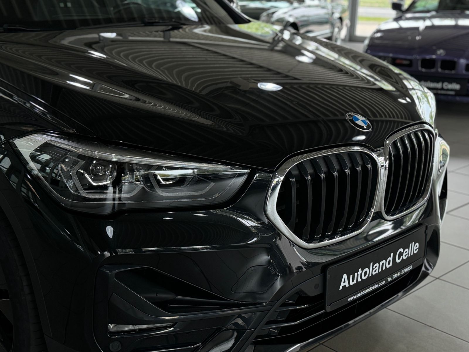 Fahrzeugabbildung BMW X1 xD25e Sport Line Kamera HUD DAB Komfort Alarm