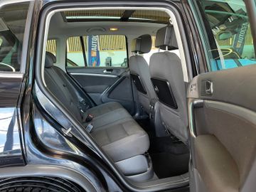 Volkswagen Tiguan Sport & Style 4Motion *NAVI*AHK*XENON*RFK