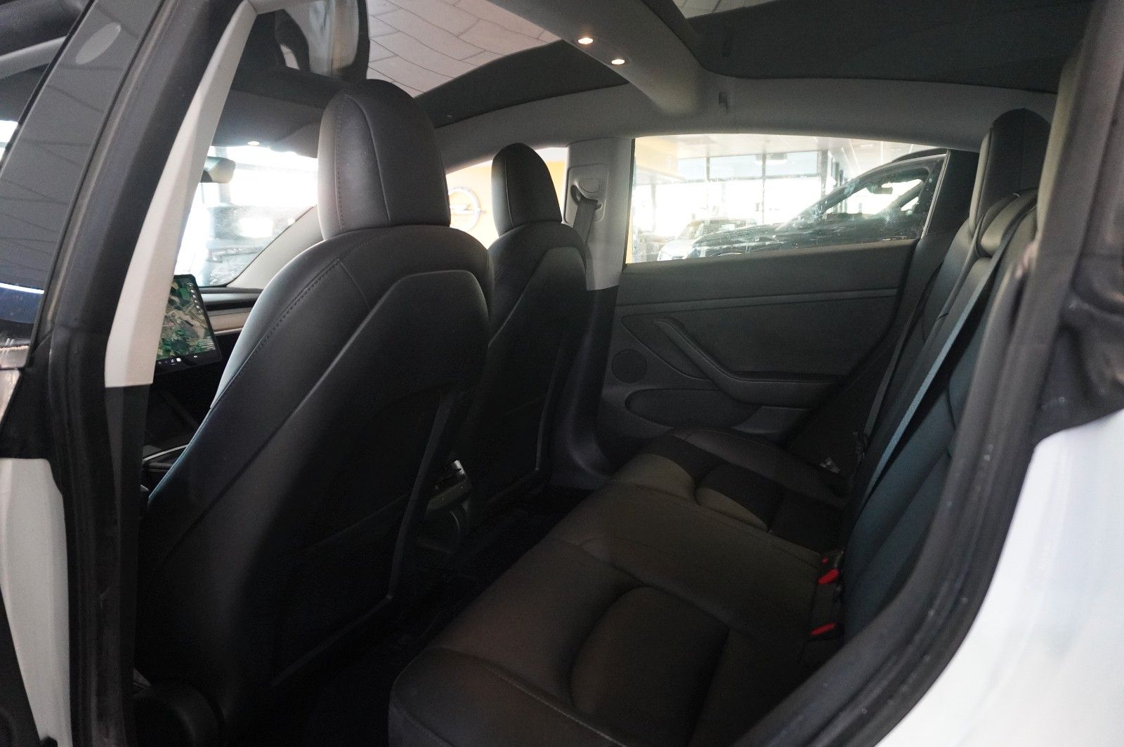 Fahrzeugabbildung Tesla Model 3 PERFORMANCE DUAL-MOTOR NAVI/LED/PILOT+