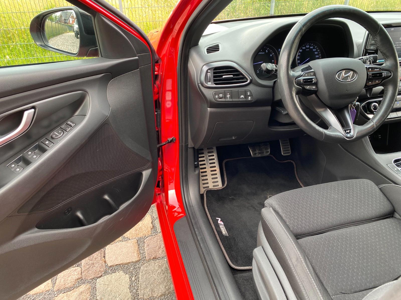 Hyundai i30 N LINE CAR PLAY SITZ-LENKRAD-HZG SCHECKHEFT
