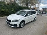 BMW 220 d Baureihe 2 Gran Tourer 7 S./NAVI/NETTO - BMW 220 Gran Tourer aus 2019