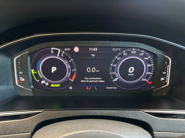 Volkswagen Passat GTE *Keyless*SitzHZ(VH)*3-Zonen*Massage*