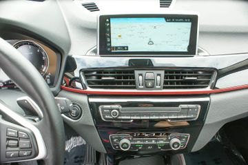 Fahrzeugabbildung BMW X1 xDrive20 dA Sport Line LED AHK NAVI 1.HAND