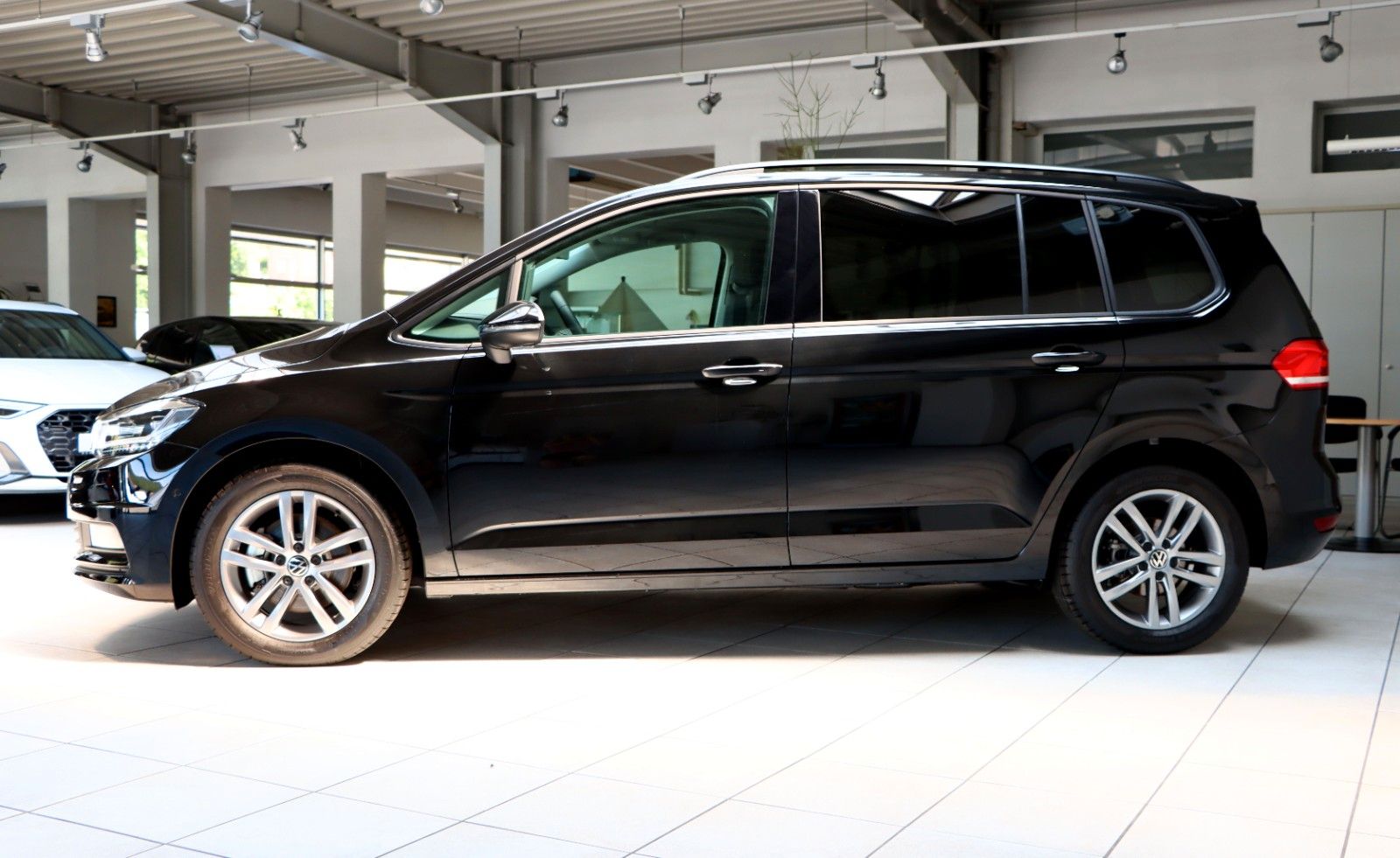 Volkswagen Touran - Bild 5