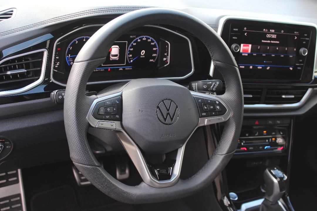 Volkswagen T-Roc R-Line 1.5 TSI DSG Easy Open Kamera Side A foto 4