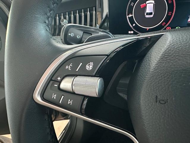Skoda Superb 2.0 TDI Selection AUTOMATIK+LED+KAMERA